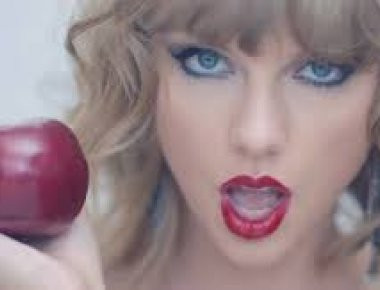 Το σέξι αγόρι της Taylor Swift έγινε το νέο πρόσωπο του οίκου Prada! (φωτό)